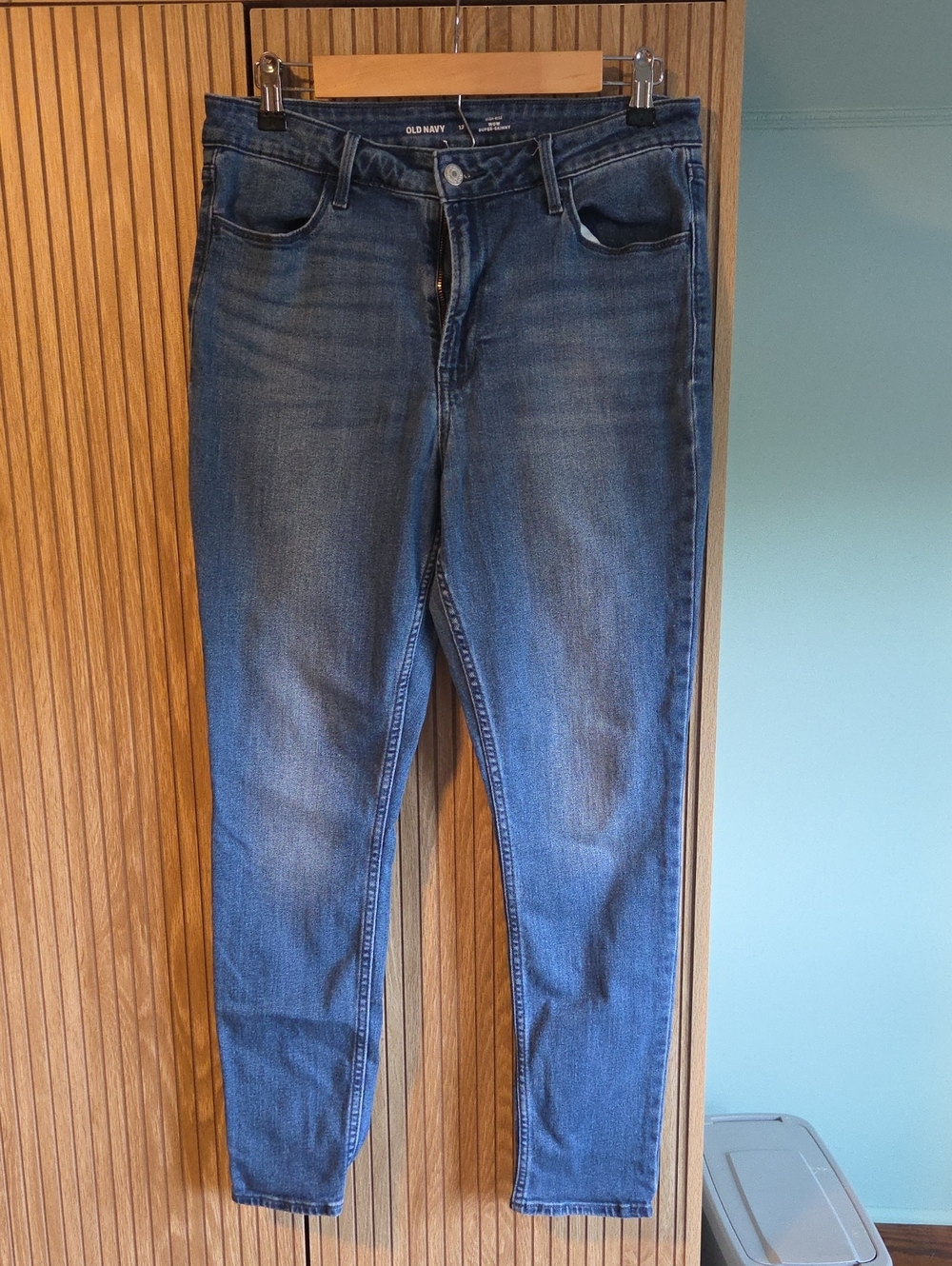 Old Navy Women's High-Rise Wow Super-Skinny Jeans - Size 12